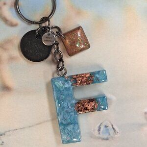Xuxus Collection Handmade Resin Keychain – Letter “F” in Ocean Blue with Copper